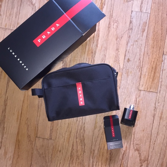 prada luna rossa pouch